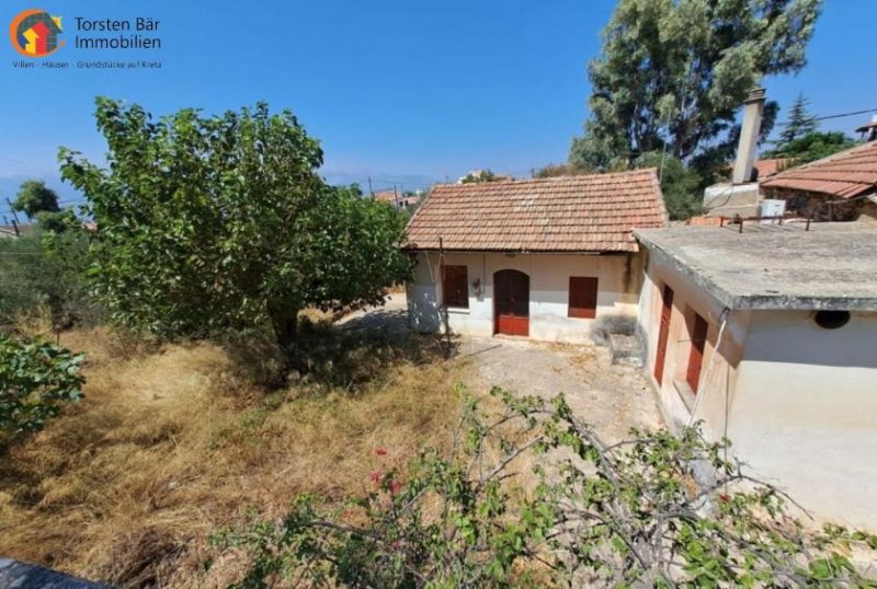 Kefalas Kreta, Kefalas, 3 renovierungsbedürftige Gebäude mit Blick auf die Weißen Berge. Haus kaufen